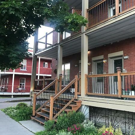 Le 2316-1 Un Leilighet Saint-Hyacinthe Eksteriør bilde