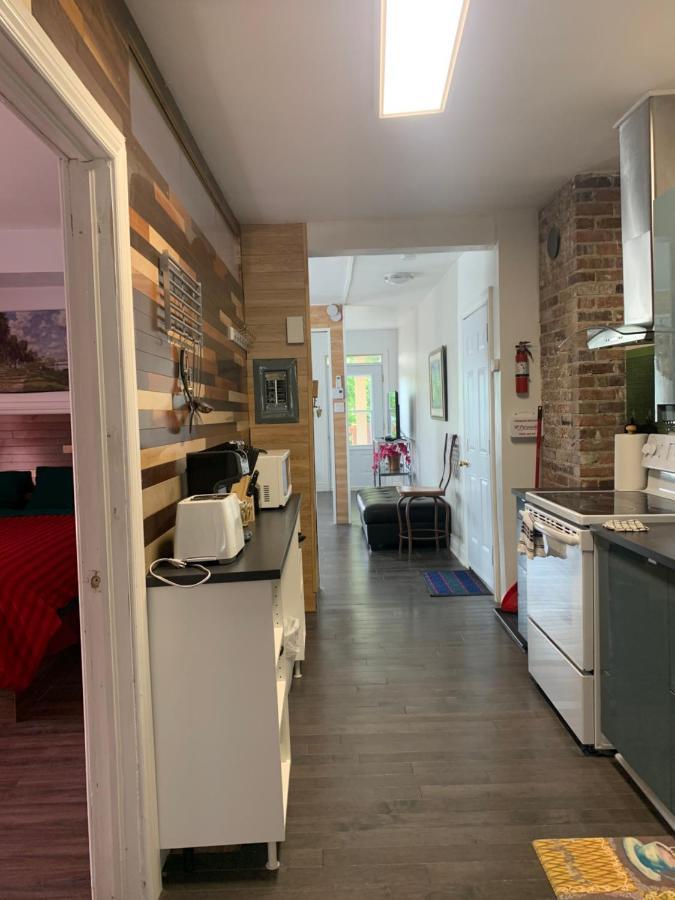 Le 2316-1 Un Leilighet Saint-Hyacinthe Eksteriør bilde